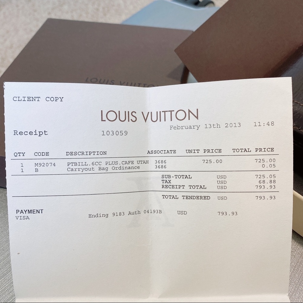 Authentic LV Leather Wallet - Picture 6 of 6